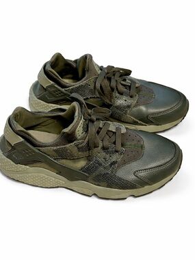 Nike Air Huarache Run Premium Python Cargo Khaki 683818-302 Women's Size 11